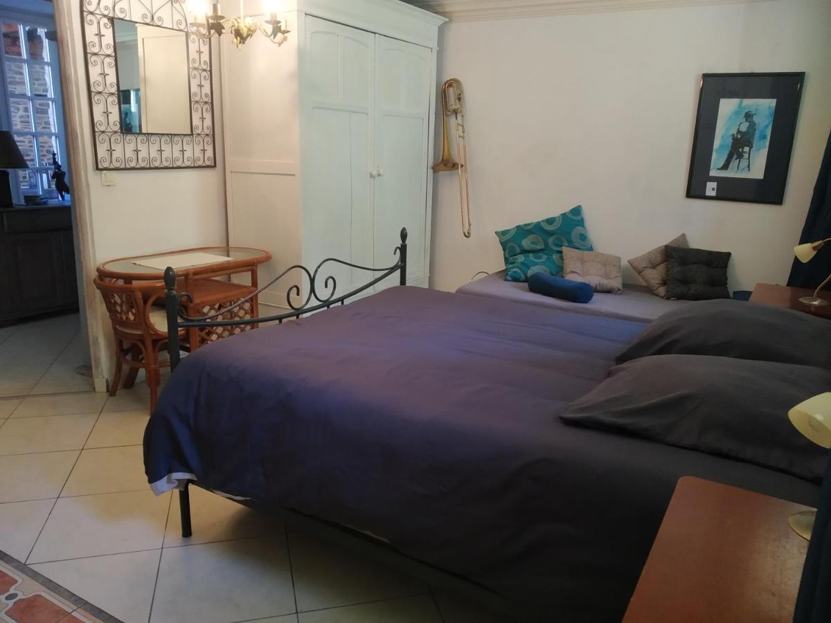 Qui Vivra Verra Bed & Breakfast Le Mesnil-Amey Exterior photo